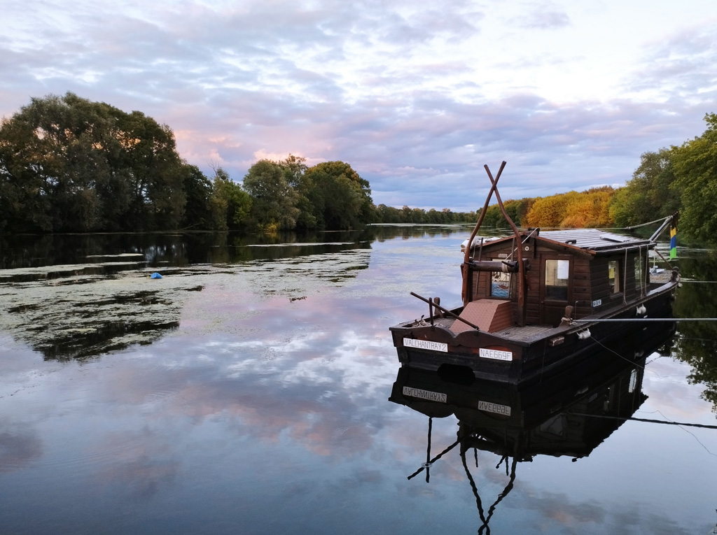 Terre-et-trésors-de-Touraine-escapade--tourisme-37-toue-canabanée